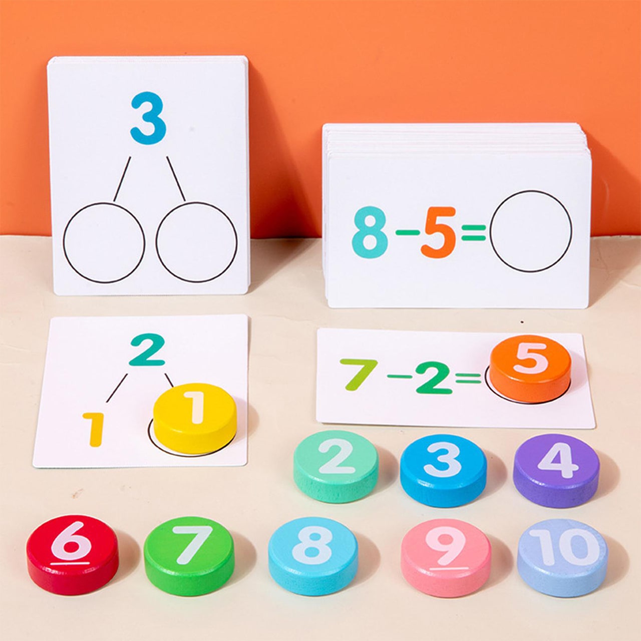 56 kartic z različnimi matematičnimi nalogami.